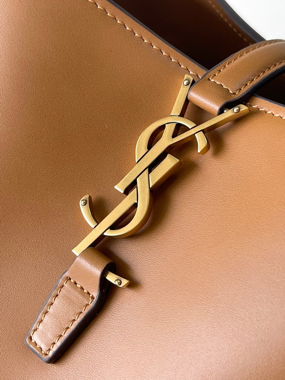 YSL 749036 20x13x17cm 8D_5