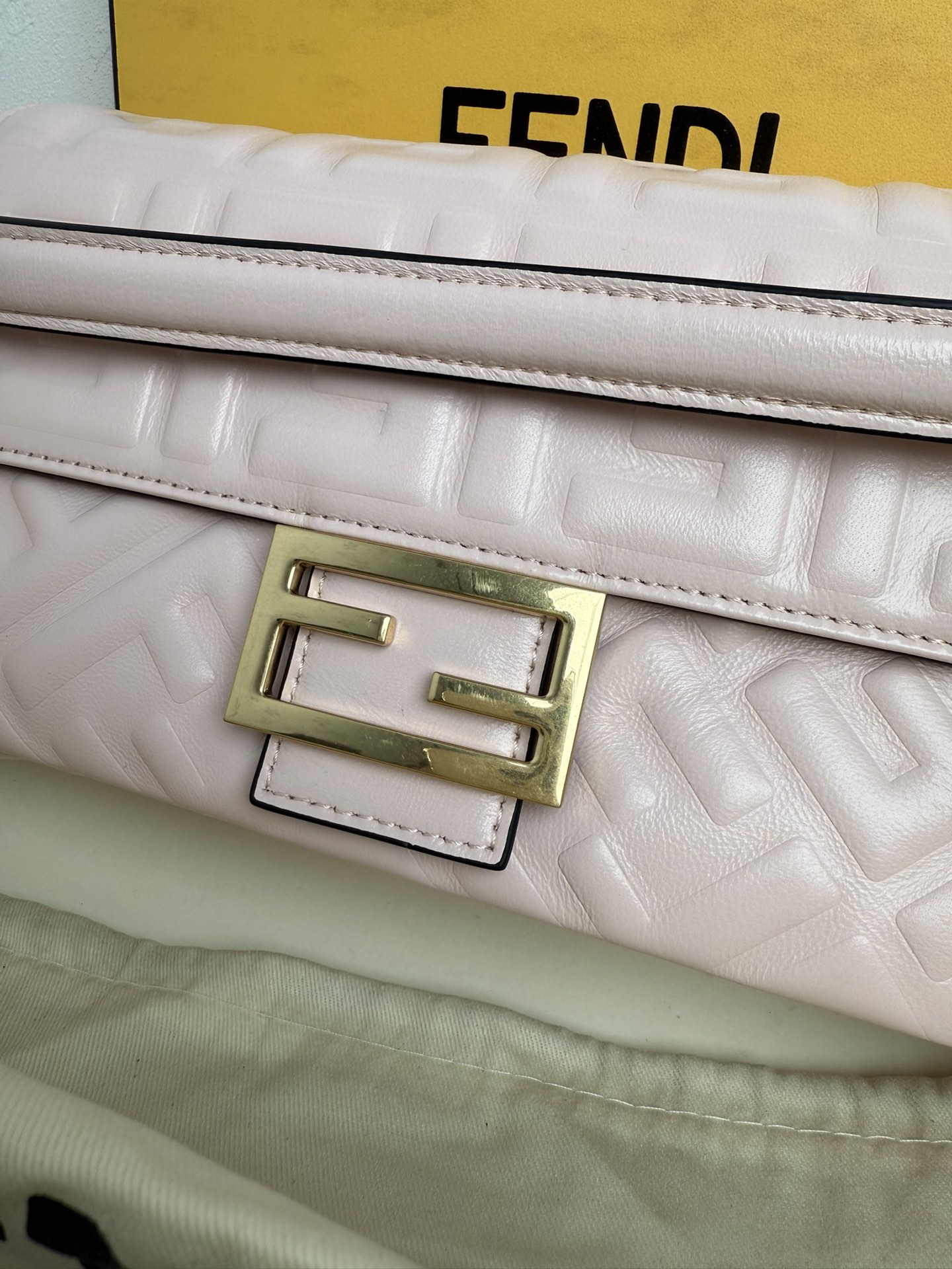 0191m 6X27X15cm YG 4色 12