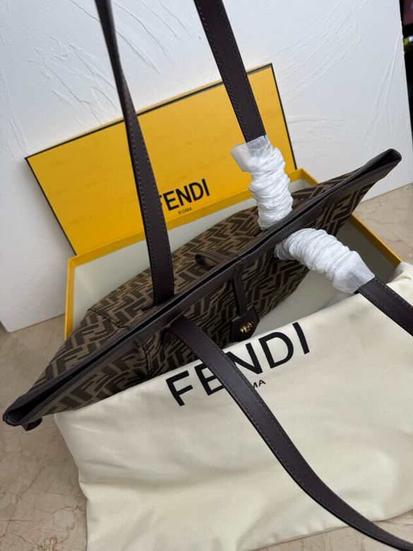 0893 27X27X16.5cm YG 5