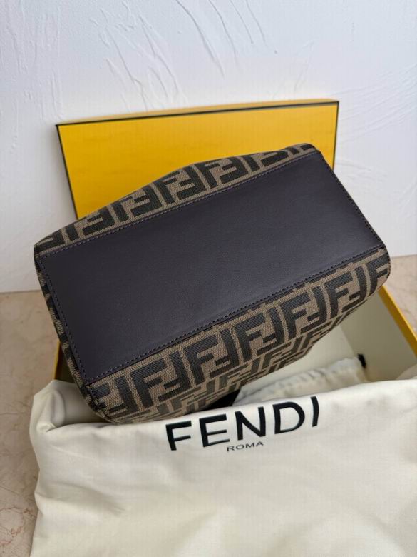 0893 27X27X16.5cm YG 8