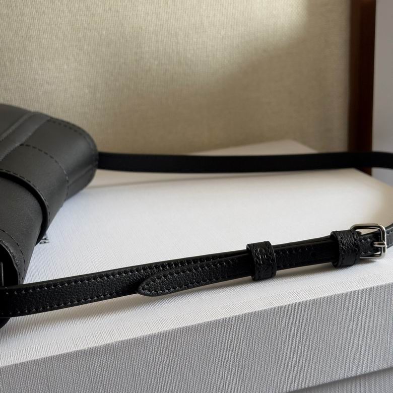 119883 29.5X14.5X3cm SS 2色 5