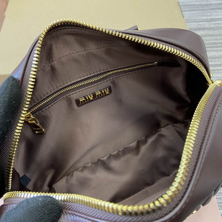 5BB124 24X17X7.5cm MP 2色 11