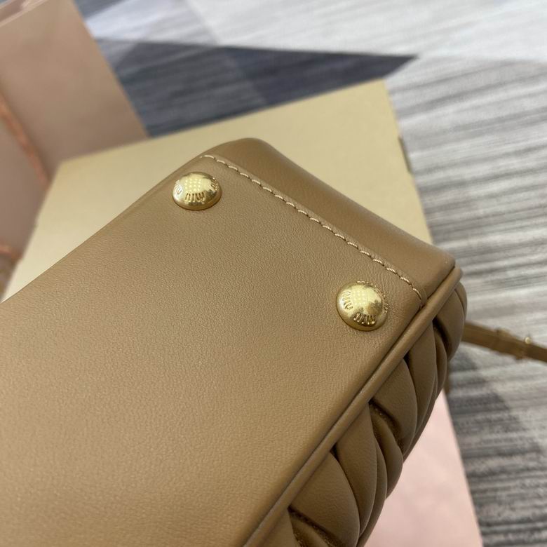 5BB124 24X17X7.5cm MP 2色 22