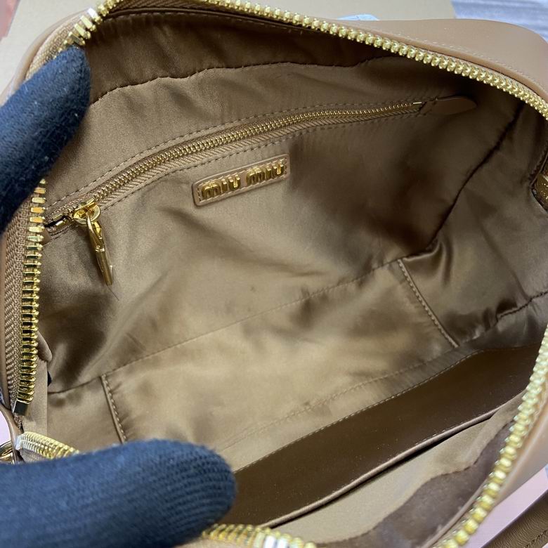 5BB124 24X17X7.5cm MP 2色 23