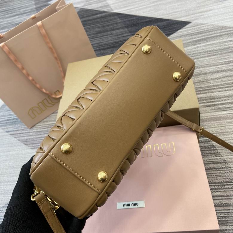 5BB124 24X17X7.5cm MP 2色 24