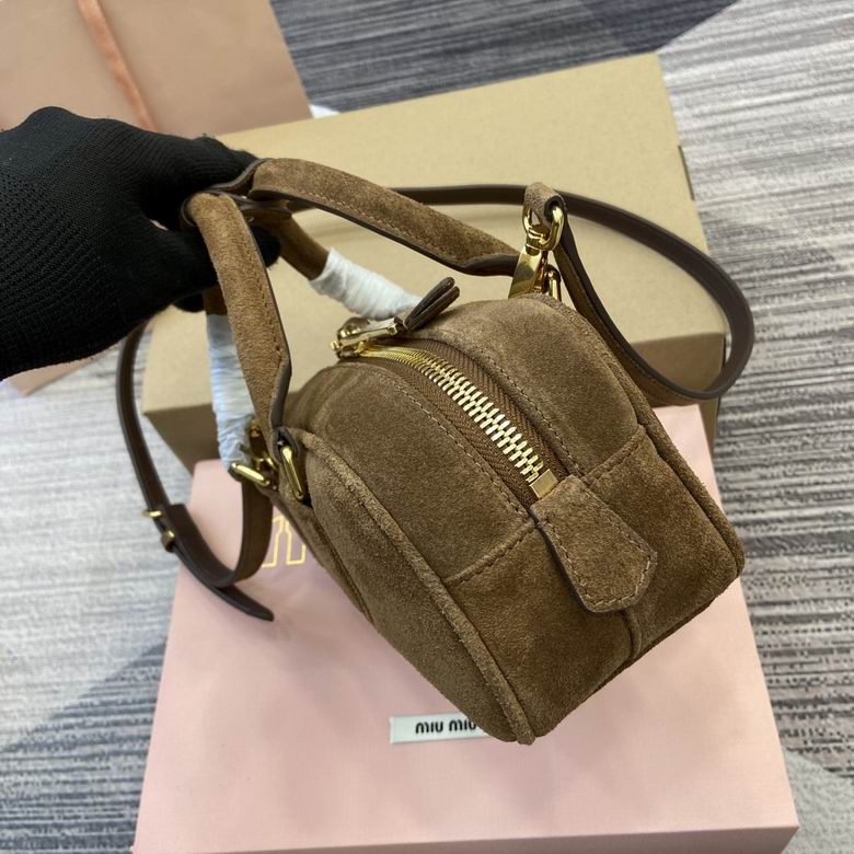 5BB142 22X10.5X7.5cm MP 2