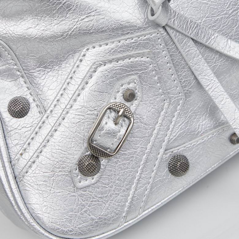 6028 32X22X6cm XMY 2色 4