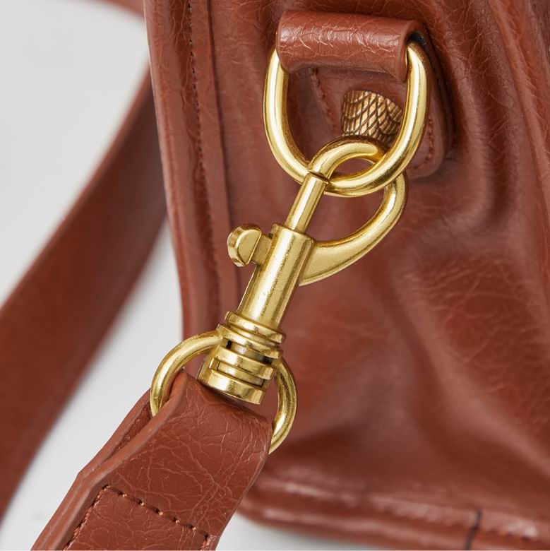 6890 25X19X7cm XMY 4色 24