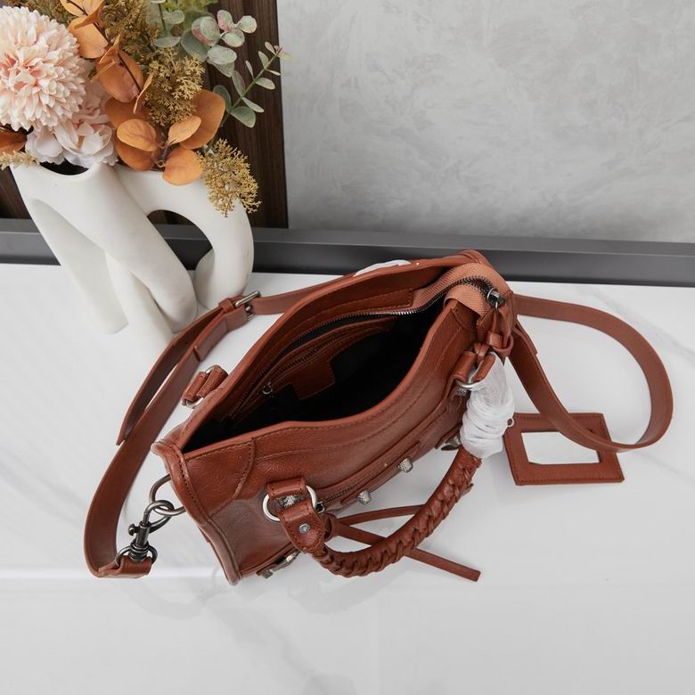 6890 25X19X7cm XMY 4色 35