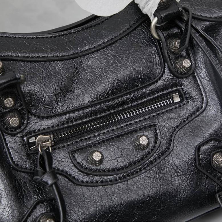 6890 25X19X7cm XMY 4色 67