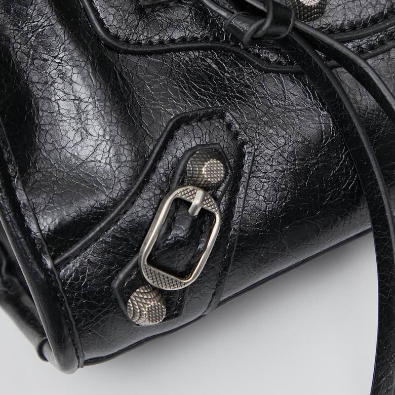 6890 25X19X7cm XMY 4色 68