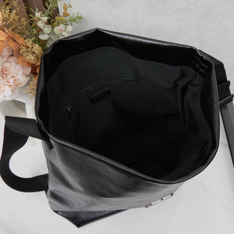 6896 33X31X14cm XMY 8