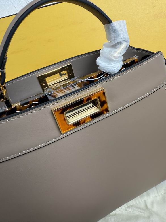 8019 11X27X21cm YG 2色 12