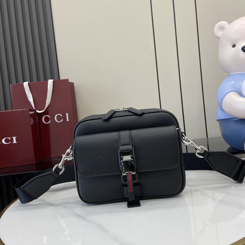 816751 23X19X10cm YG 6