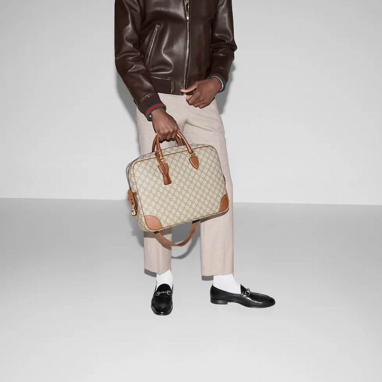 821149 40X30X6cm MP 2色 10