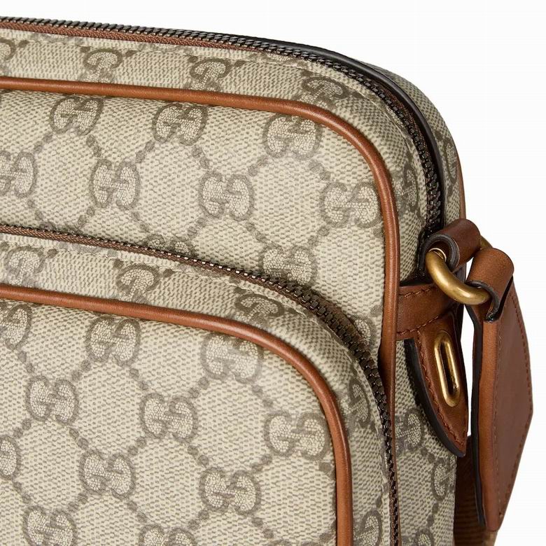 821160 23.5X18X8cm MP 3