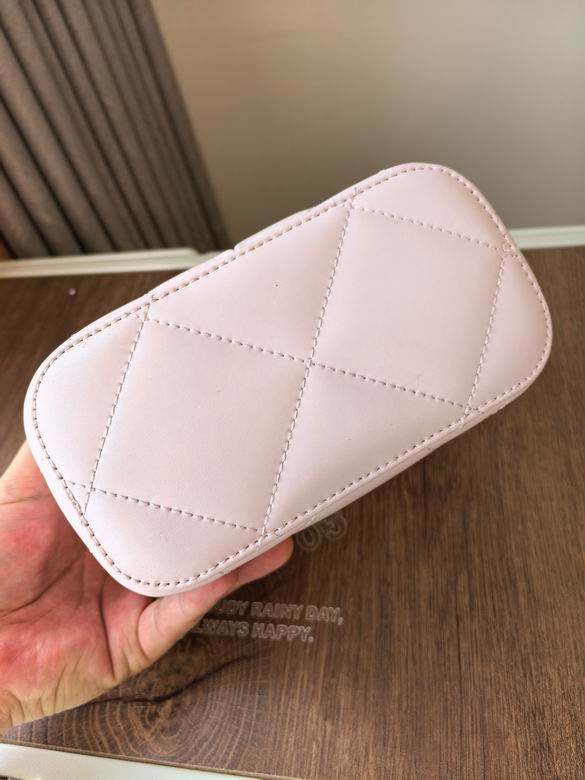 9.5X17X8.5cm 011014 TB 3色 13