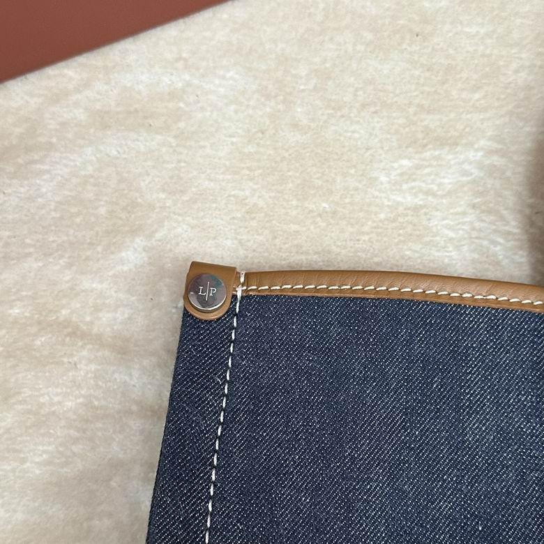 Beam 38X36X10cm 011011 LP 4色 6