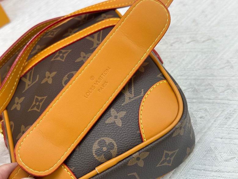 M14106 21X6X16cm XMY 6