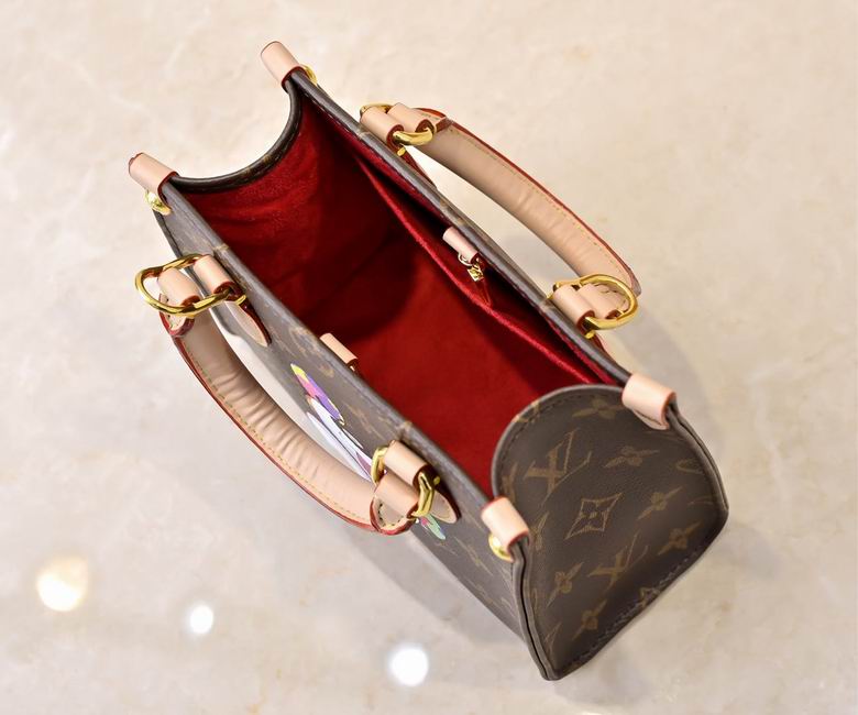 M46993 M13668 18X15X8.5cm YG 7