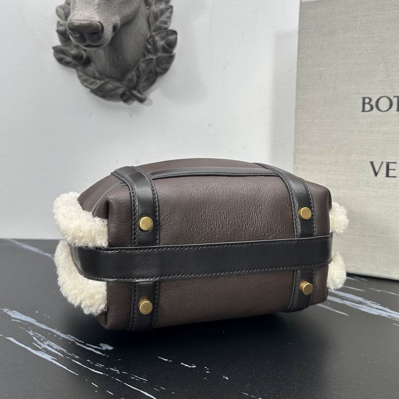 Wallace 6026 20X13X9.5cm BG 5