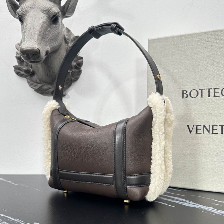 Wallace 6026 20X13X9.5cm BG 6