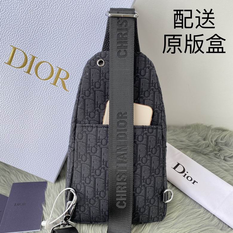 1040 30X18X5.5cm YG 2