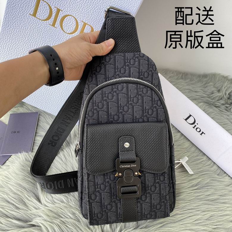 1040 30X18X5.5cm YG 3