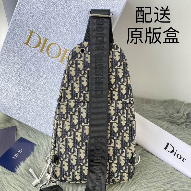 1042 30X18X5.5cm YG 2