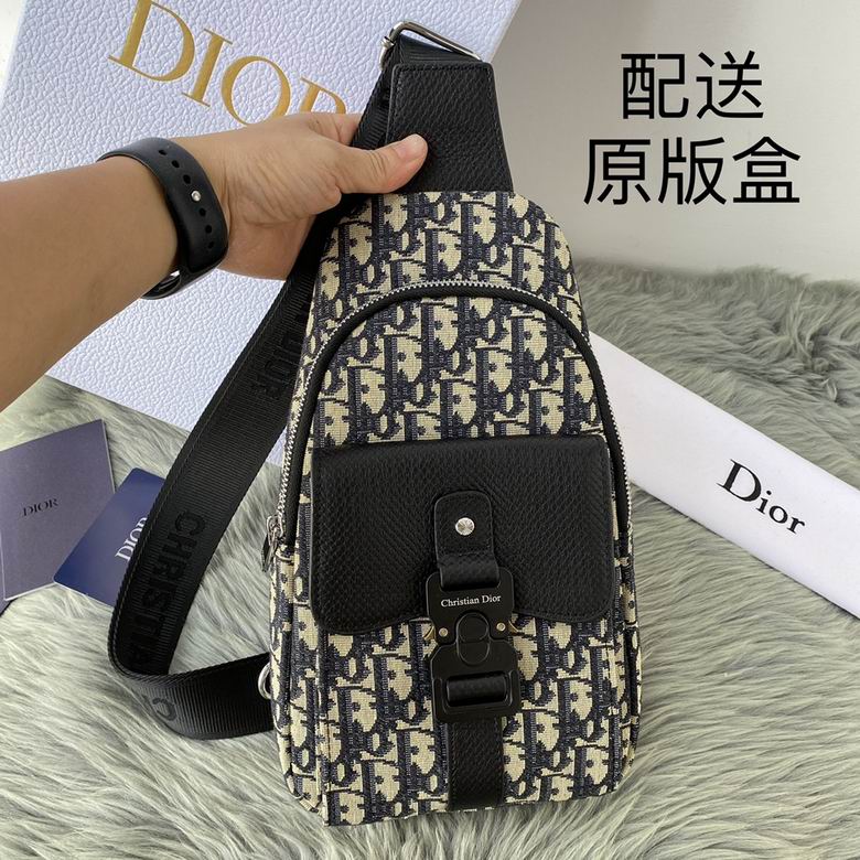 1042 30X18X5.5cm YG 8