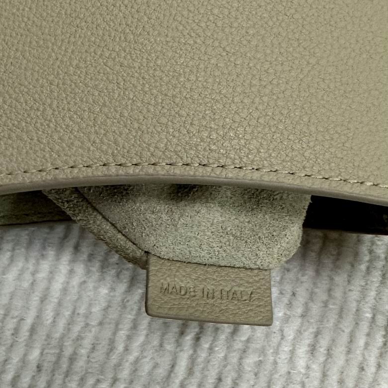 10M753 15X19.5X3cm SF 3色 16