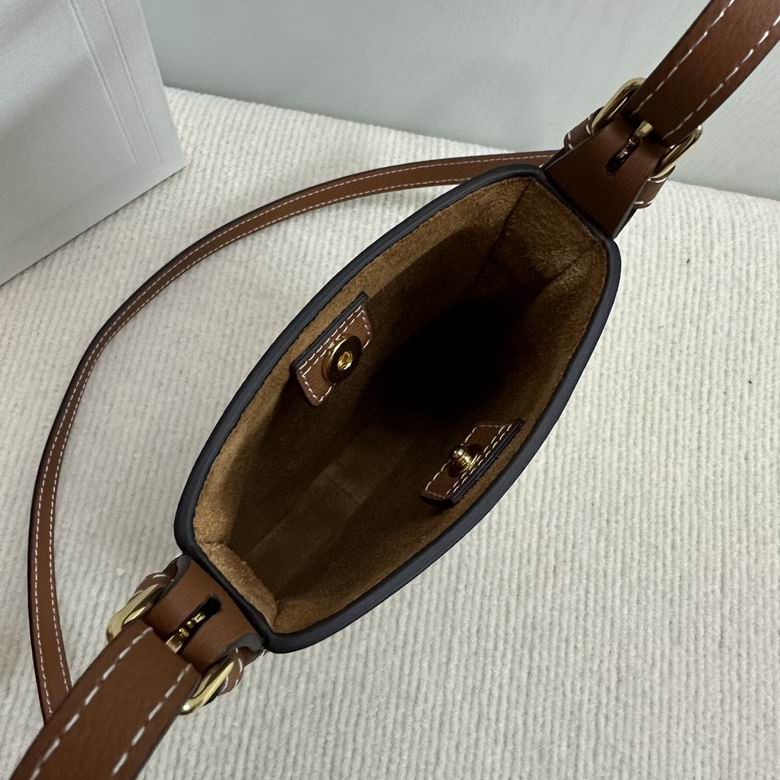 10M753 15X19.5X3cm SF 3色 7