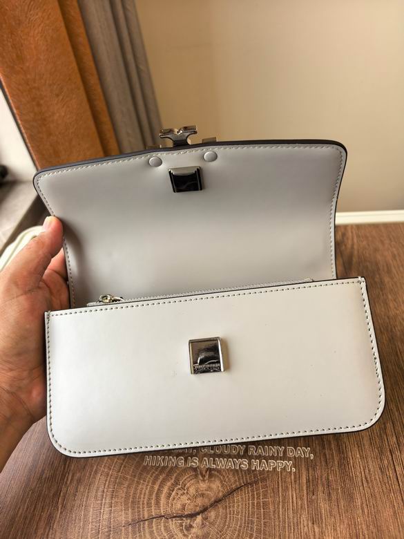 204 20.5X10.9X5.5cm TB 2色 2