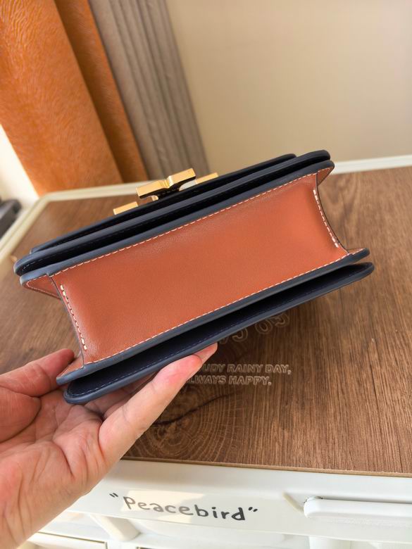 206 13.5X19X7cm TB 4