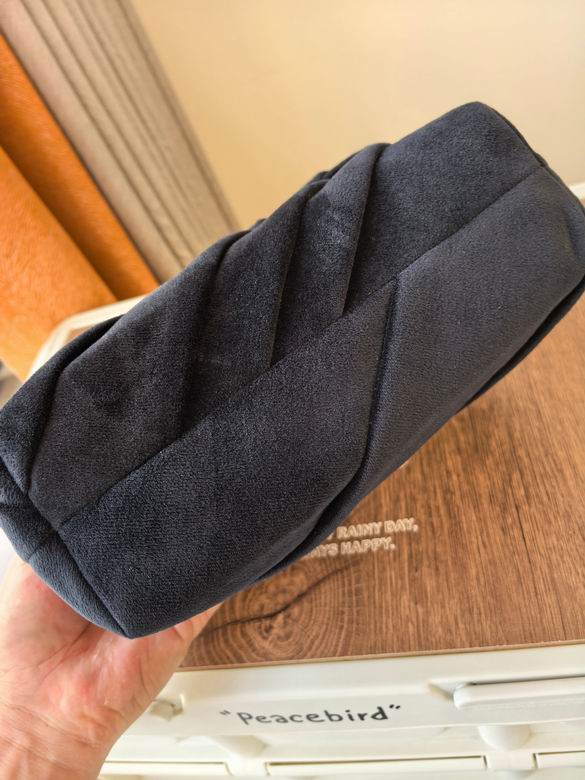 411 23.5X15X8cm TB 4