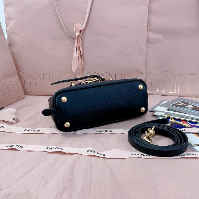 5BP090 21X13.5X8cm SF 3色 12