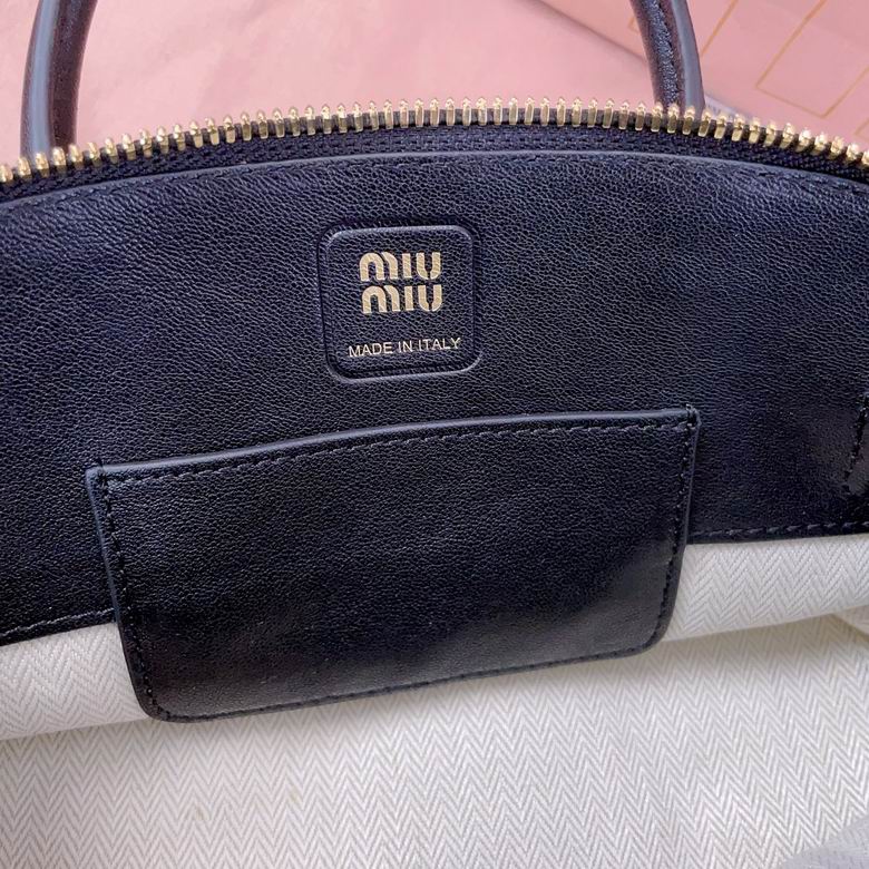 5BP090 21X13.5X8cm SF 3色 17