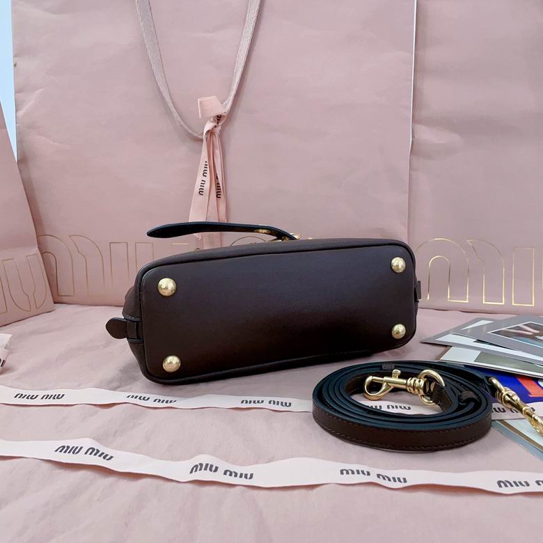 5BP090 21X13.5X8cm SF 3色 21