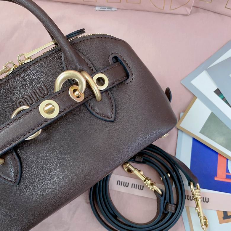 5BP090 21X13.5X8cm SF 3色 23