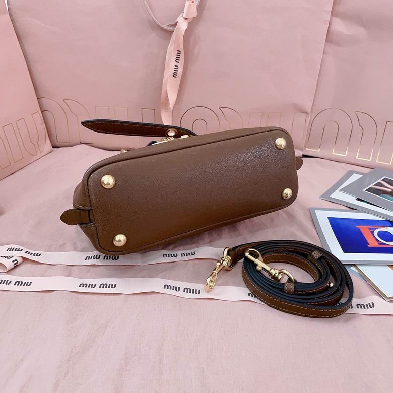 5BP090 21X13.5X8cm SF 3色 3