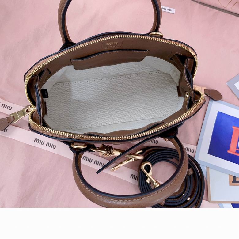 5BP090 21X13.5X8cm SF 3色 7