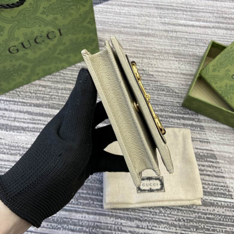 621887 8.5X11X3cm MP 3色 21