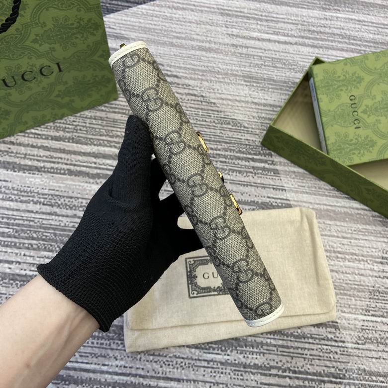 621889 19X10.5X2cm MP 4色 22