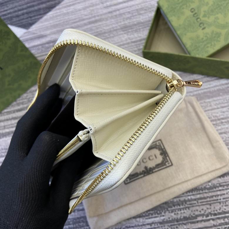 621889 19X10.5X2cm MP 4色 29