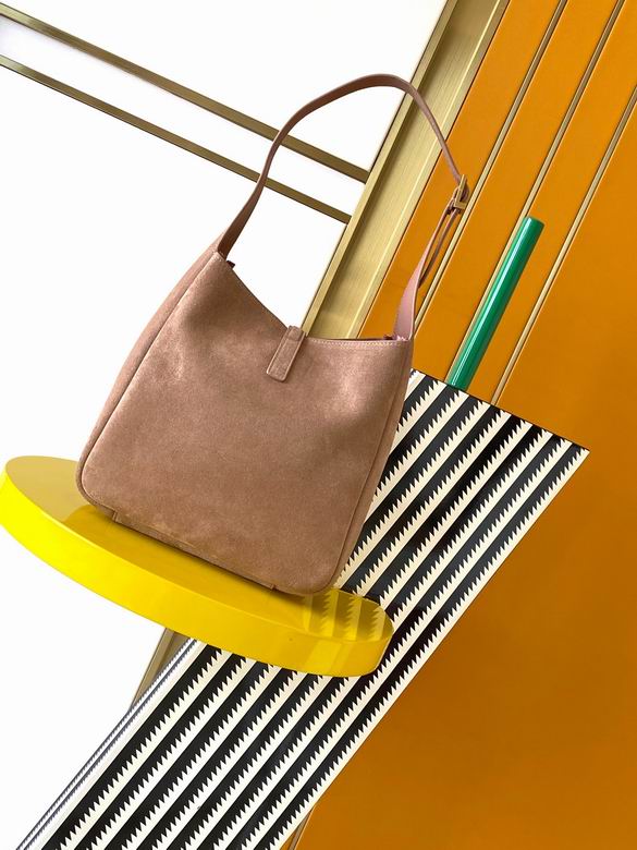 713938 22X22X10cm YG 2