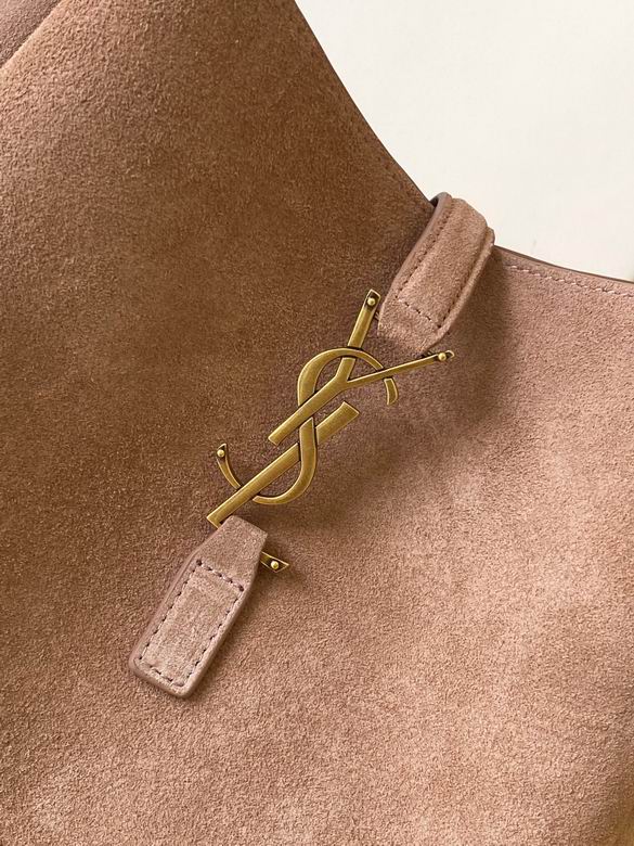 713938 22X22X10cm YG 4