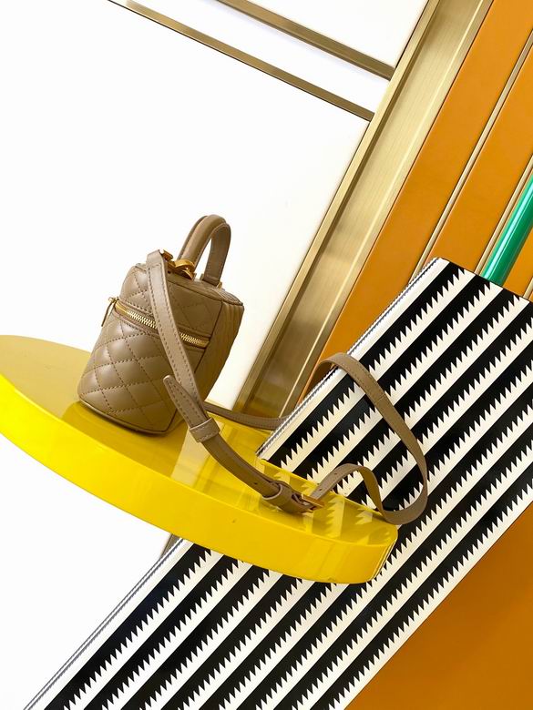 766731 18X11X6.5cm YG 2色 10