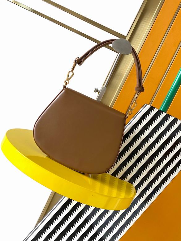 800846 17.5X21X8cm YG 1