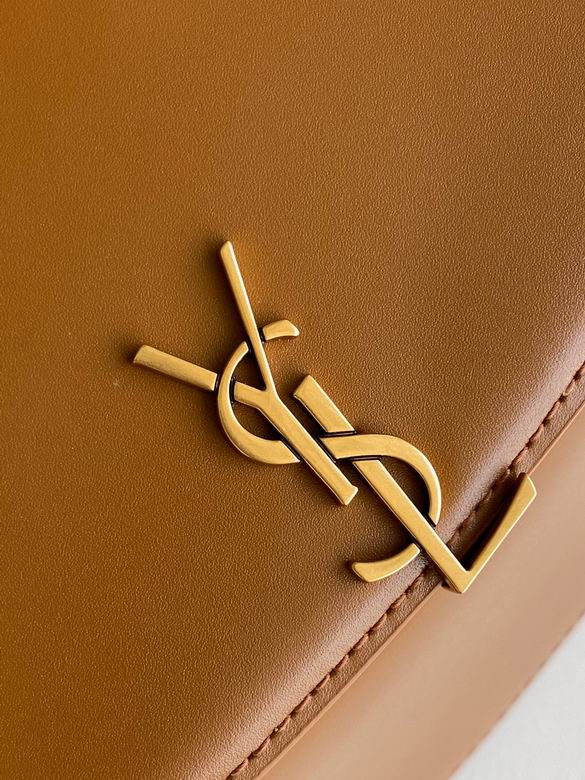 800846 17.5X21X8cm YG 4