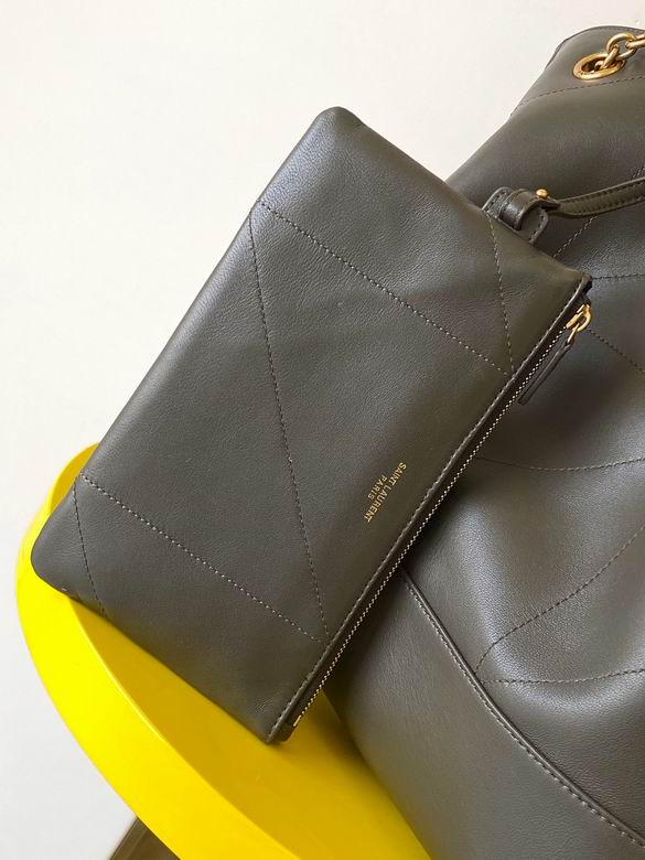 809824 34X27X3cm YG 6